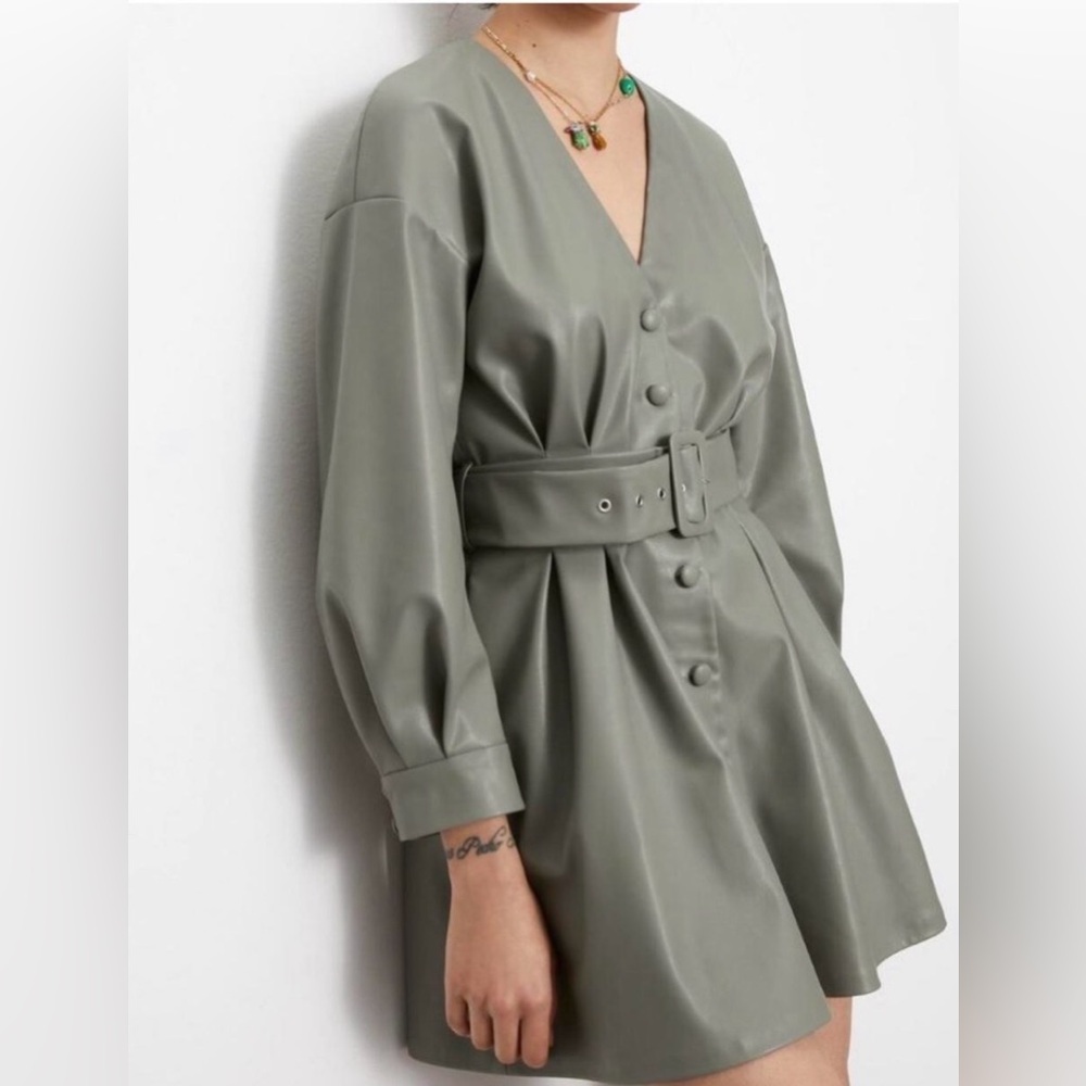 Zara Sage Green Faux Leather Mini Dress Puff Sleeve Belted V-Neck Snap S - Picture 3 of 10